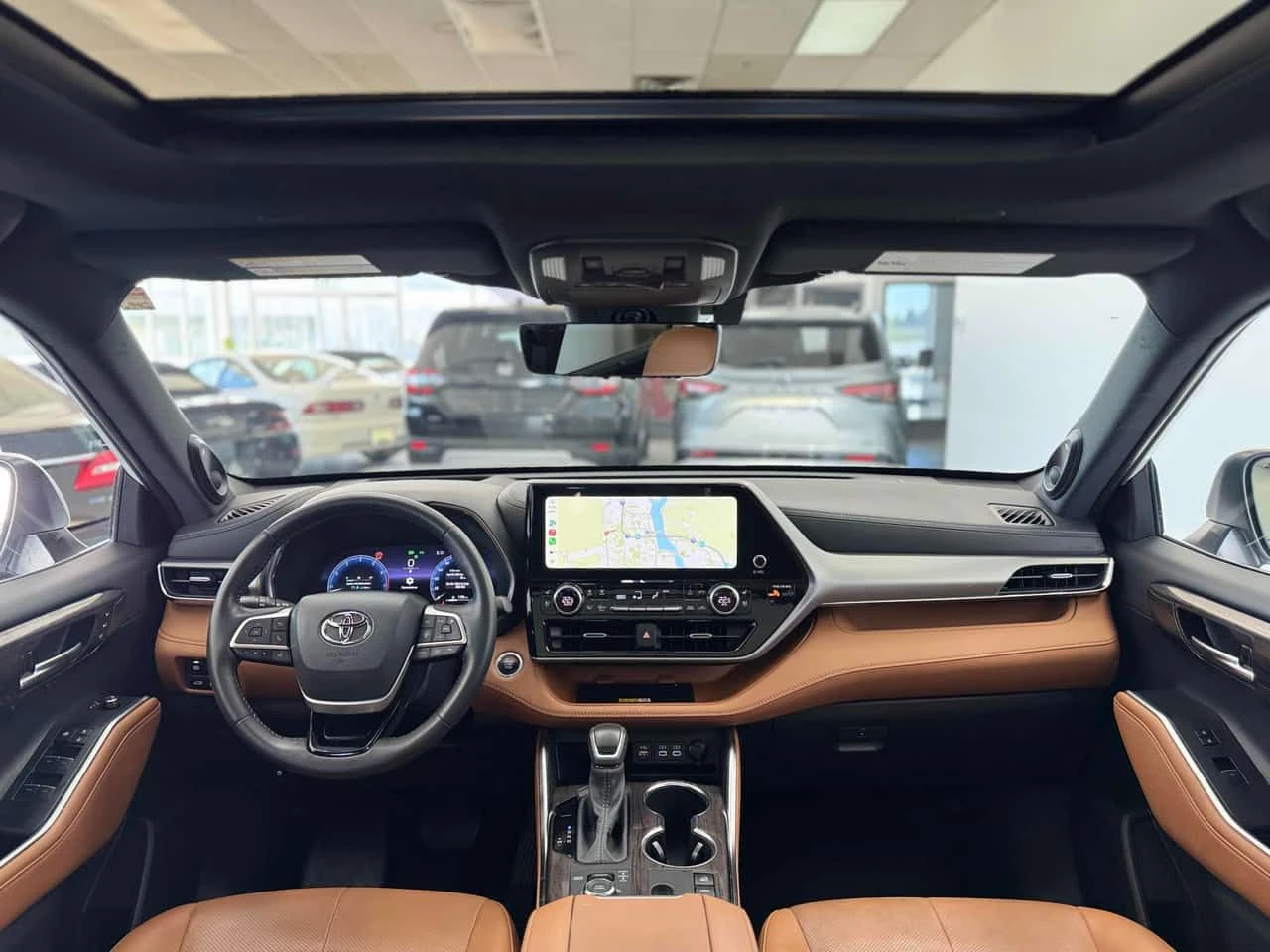 Toyota Highlander Limited AWD| 360| ПАНОРАМА| ПОДГРЕВИ| ОБДУХ| CARFX, снимка 11 - Автомобили и джипове - 54683721