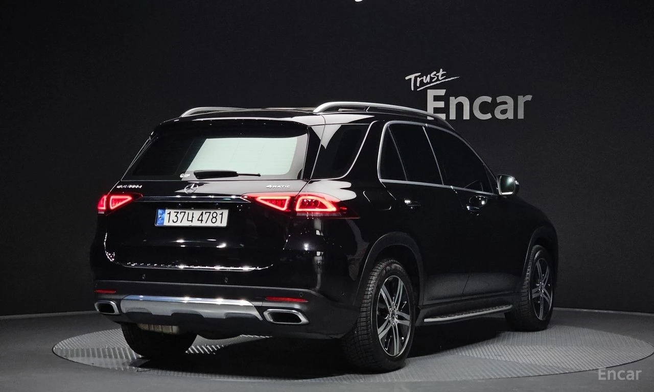 Mercedes-Benz GLE 300 d 4MATIC* PPF* ПОДГРЕВ* ПАМЕТ* KEYLESS* КАМЕРА* , снимка 3 - Автомобили и джипове - 54779923