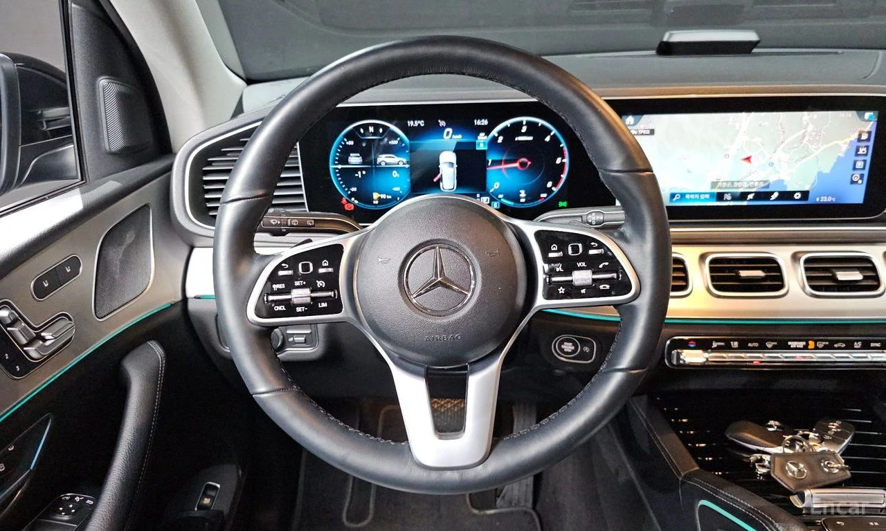 Mercedes-Benz GLE 300 d 4MATIC* PPF* ПОДГРЕВ* ПАМЕТ* KEYLESS* КАМЕРА* , снимка 9 - Автомобили и джипове - 54779923