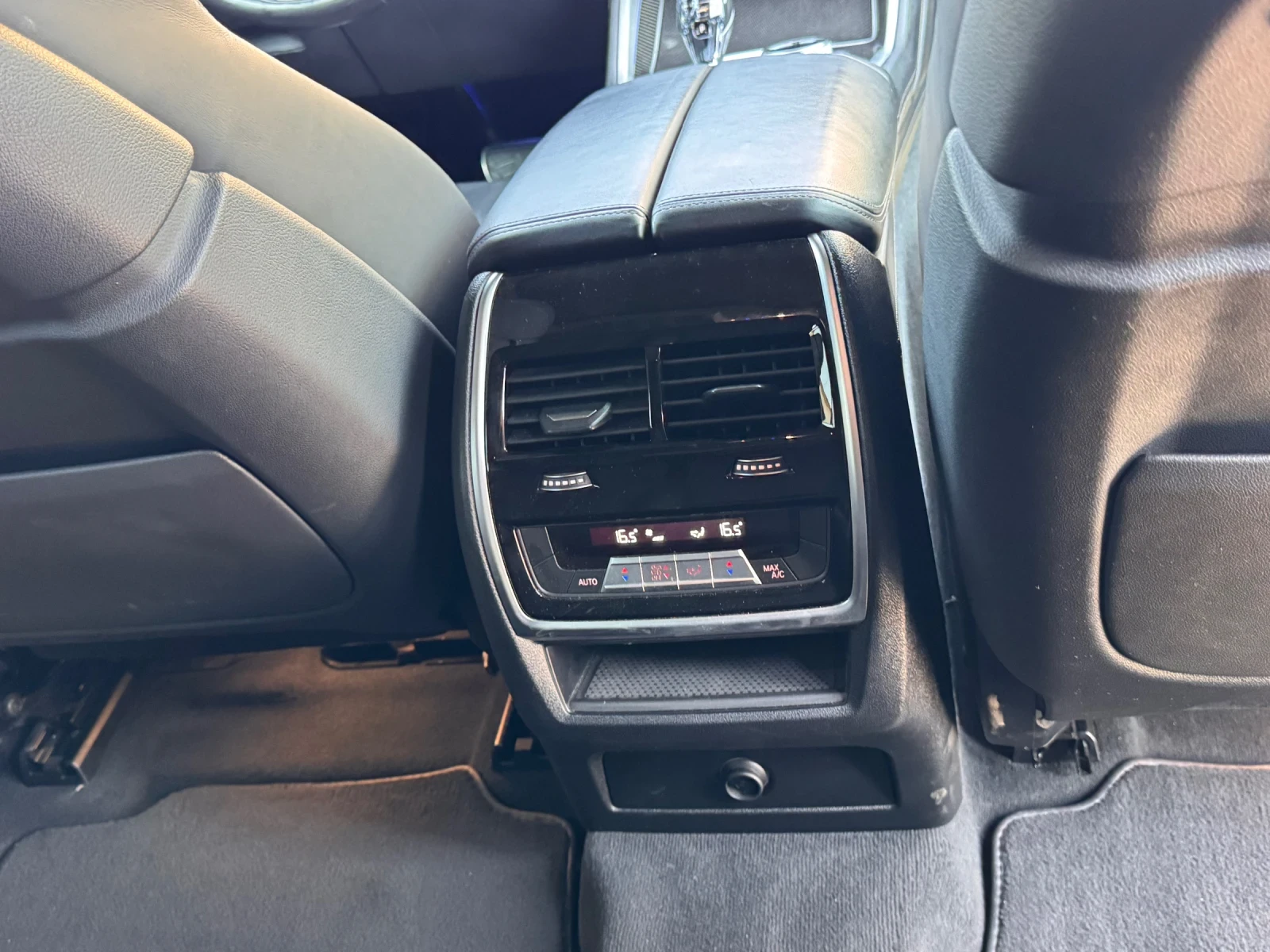 BMW X6 М50 i, снимка 9 - Автомобили и джипове - 54878550