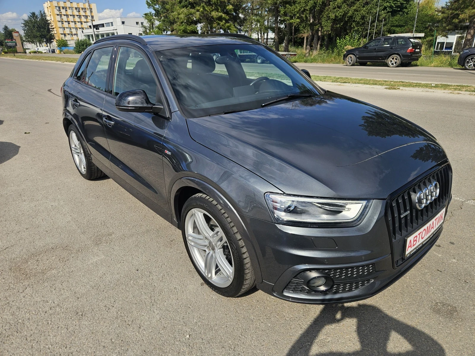 Audi Q3 2.0 tdi 140 k.c. S-LINE, снимка 3 - Автомобили и джипове - 55455569