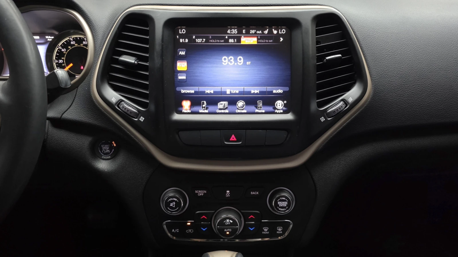 Jeep Cherokee 3.2* ПОДГРЕВ ВОЛАН* КРАЙНА ЦЕНА, снимка 15 - Автомобили и джипове - 55594787