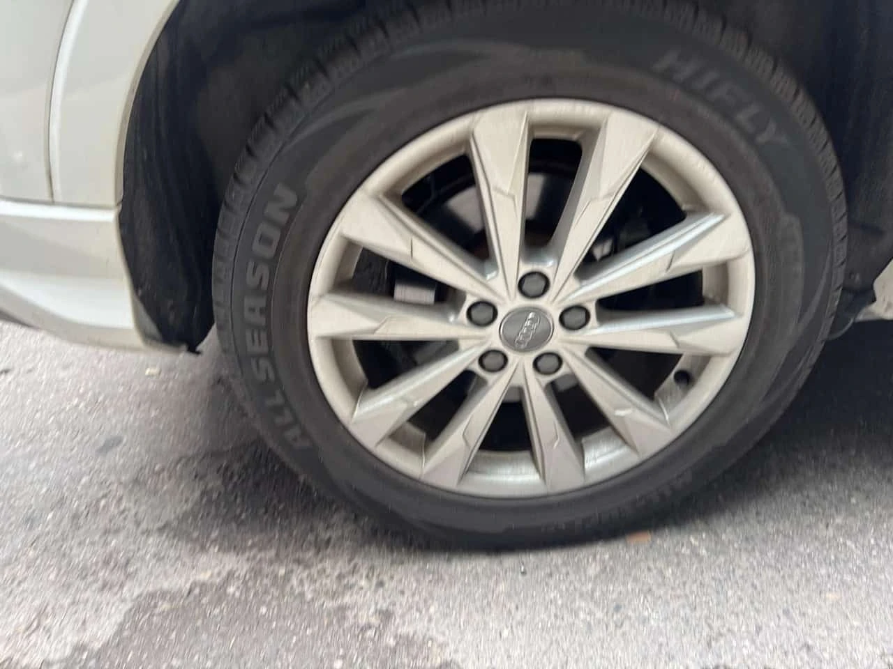 Audi Q3 * Komfort * CARFAX * ОПЦИЯ ЗА ФИНАНСИРАНЕ * , снимка 7 - Автомобили и джипове - 55731083
