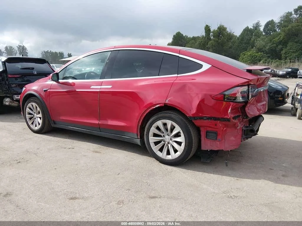 Tesla Model X LONG RANGE DUL AMOTOR ALL WHEEL DRIVE/LONG RANGE, снимка 3 - Автомобили и джипове - 56208132