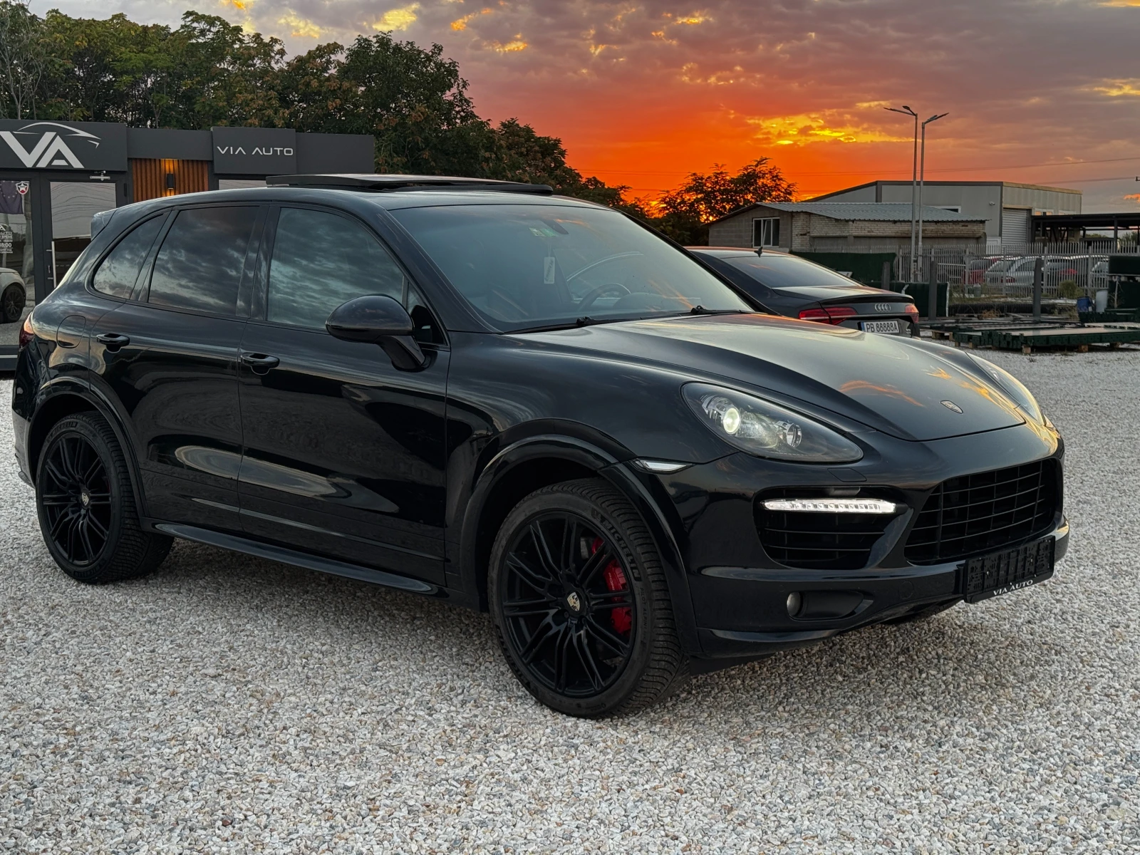 Porsche Cayenne 4.8 V8 TURBO 500p.s., снимка 2 - Автомобили и джипове - 56268602