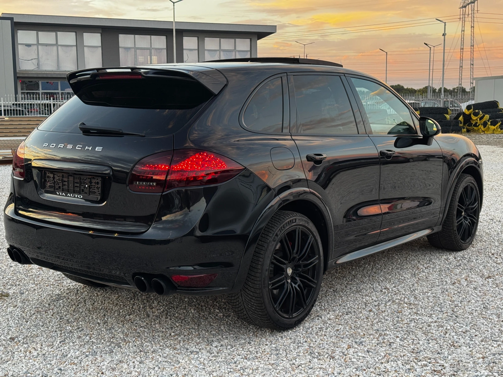 Porsche Cayenne 4.8 V8 TURBO 500p.s., снимка 3 - Автомобили и джипове - 56268602