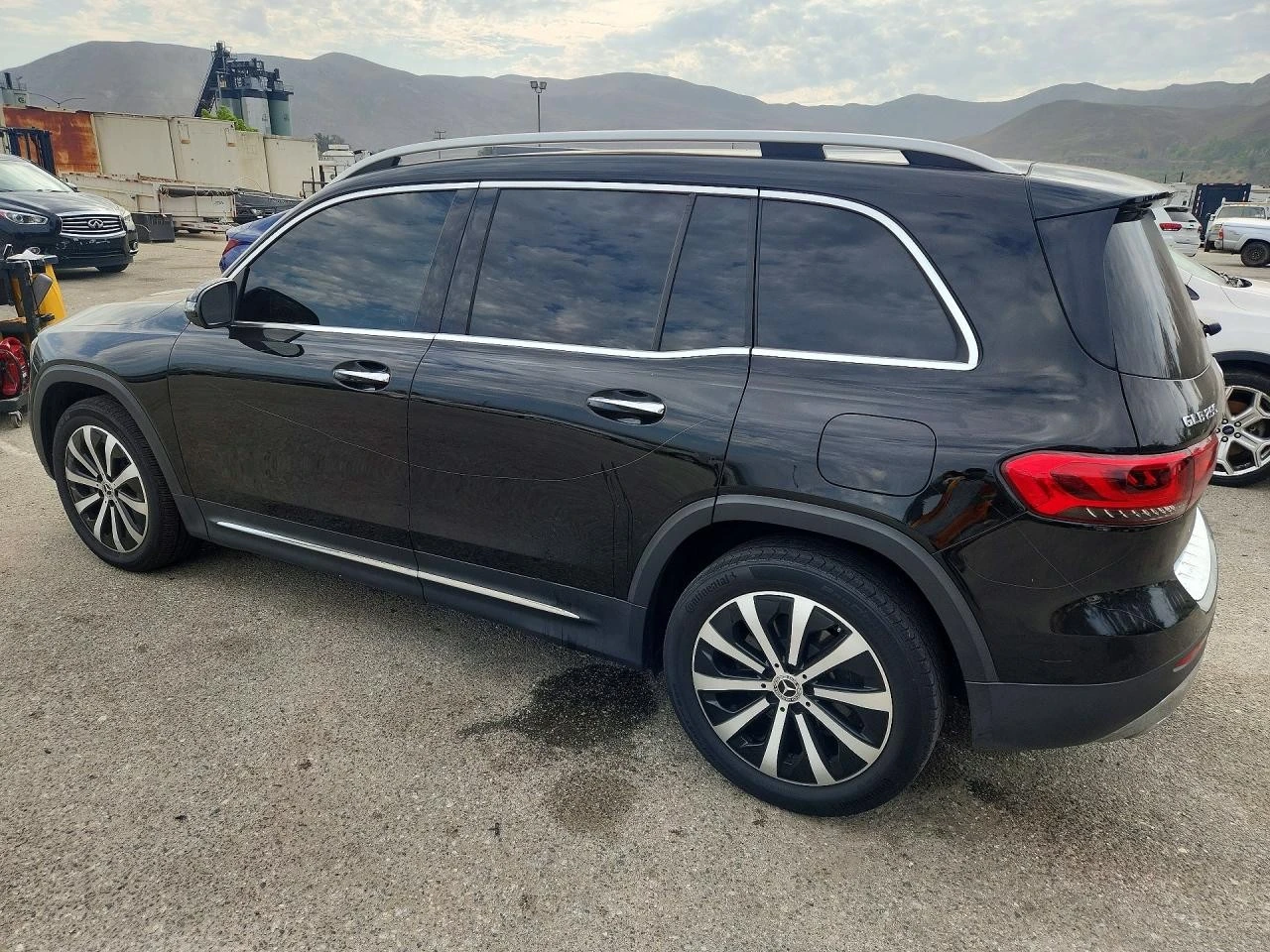 Mercedes-Benz GLB 250 4MATIC, снимка 2 - Автомобили и джипове - 56711597