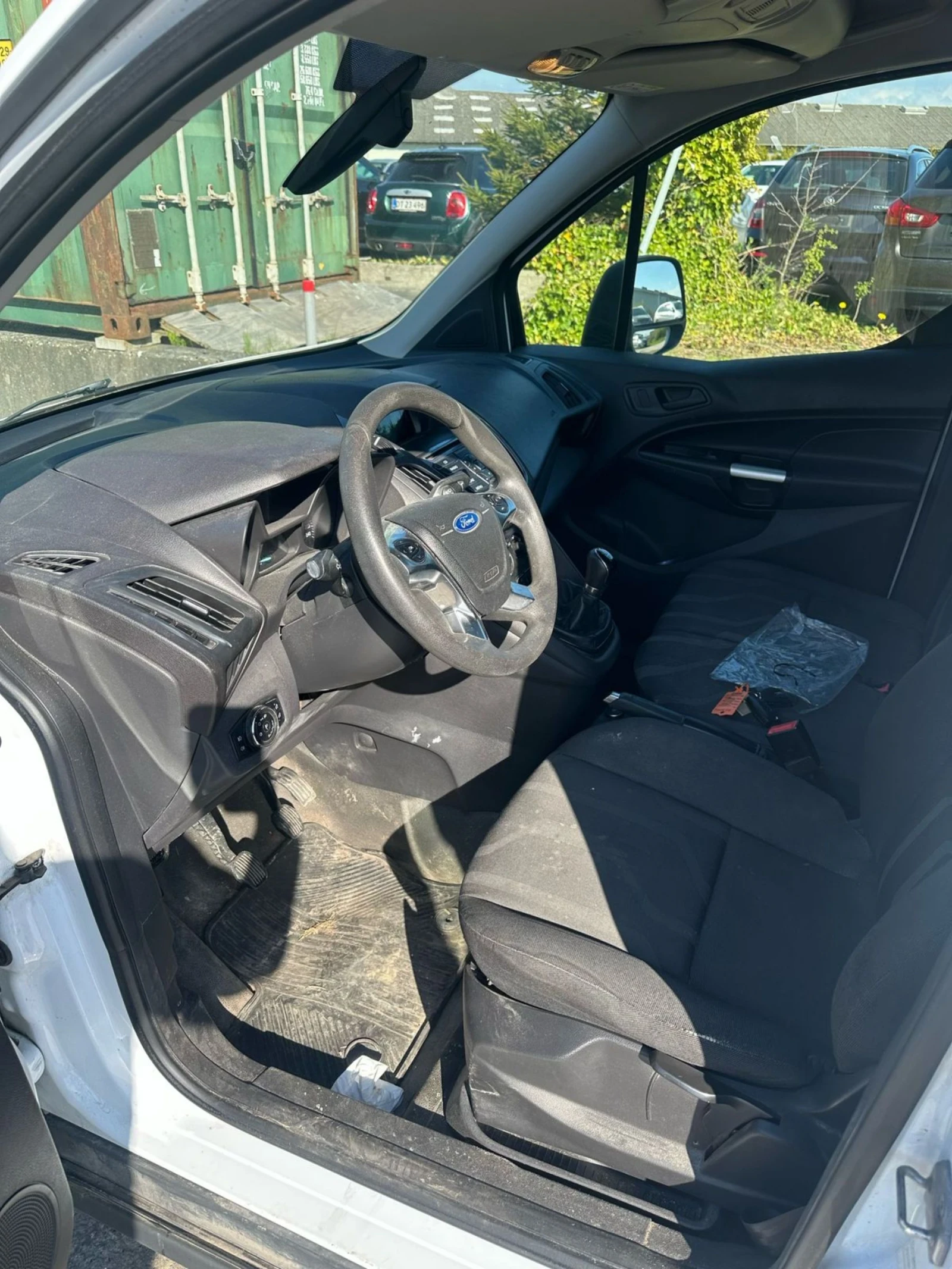 Ford Transit Connect / 1.6TDCI 95hp / AC / EU5 - изображение 3