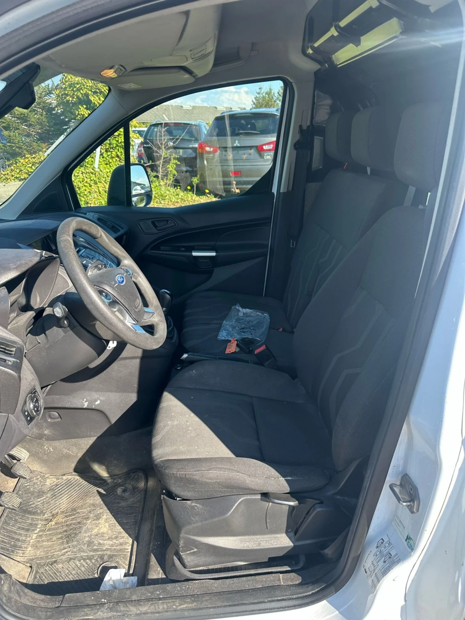 Ford Transit Connect / 1.6TDCI 95hp / AC / EU5 - изображение 4