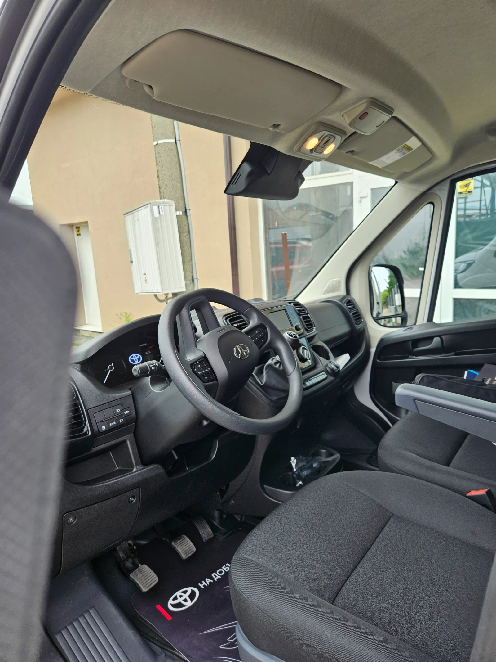 Toyota Proace Max H2 L3, снимка 5 - Бусове и автобуси - 56644197