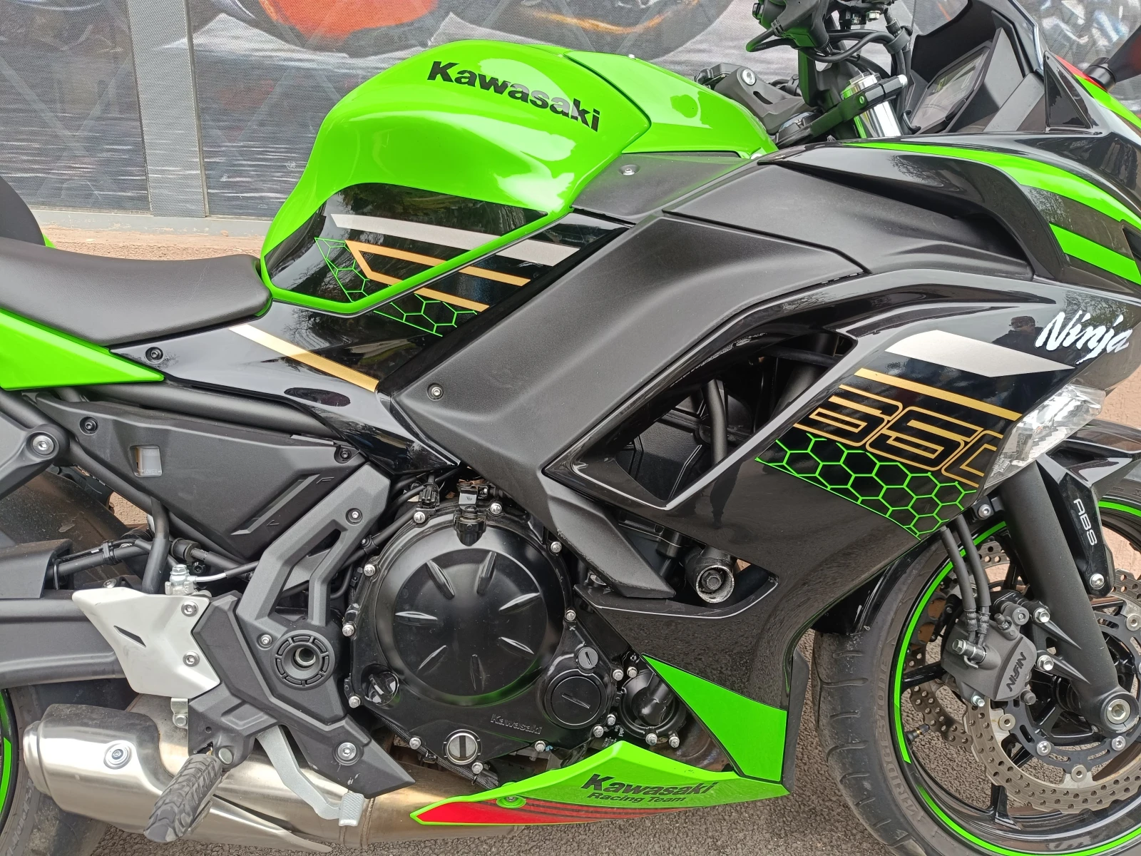 Kawasaki Ninja 650 A2 - изображение 7