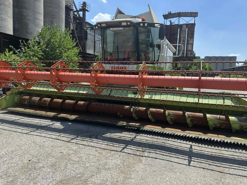 Комбайн Claas LEXION 580 TT- НАЛИЧНА И НАМАЛЕНА!, снимка 5 - Селскостопанска техника - 48753050