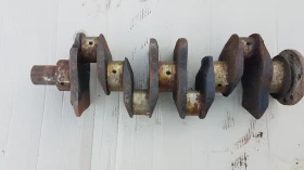 Колянов вал за ГАЗ 53 шлайфан на първи ремонт.