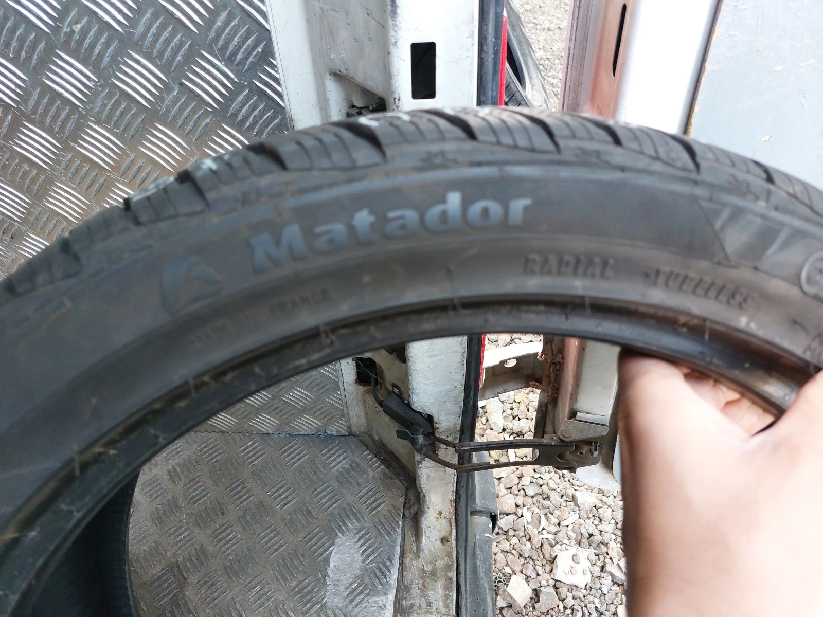 ���� 245/40R18 | Mobile.bg � ����������� 5