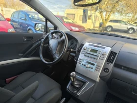 Toyota Corolla verso, снимка 8