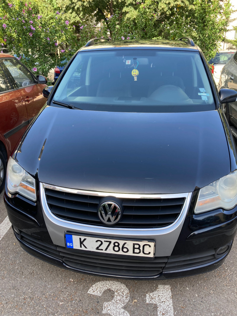 VW Touran 1.9 TDI, снимка 1 - Автомобили и джипове - 46361543