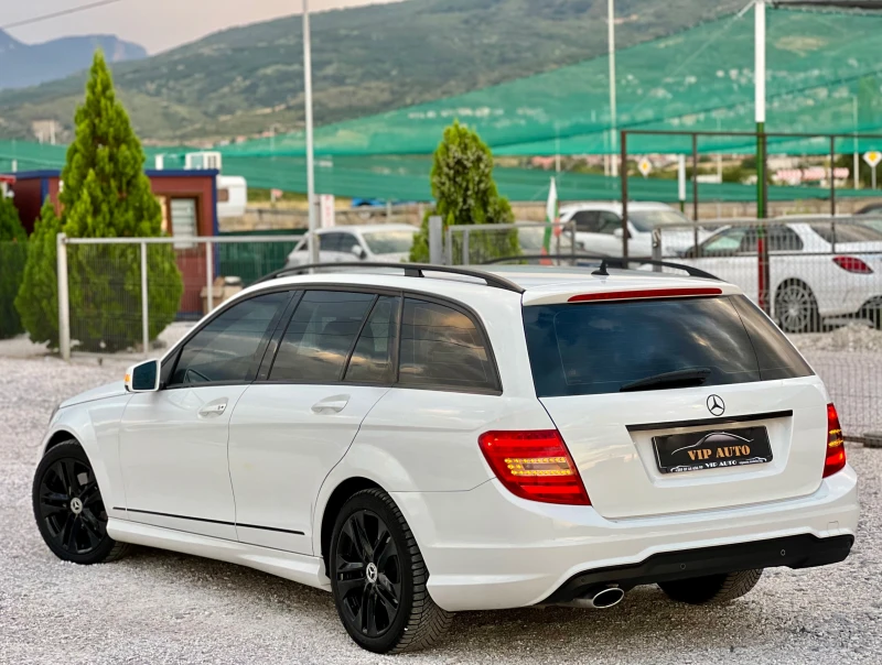 Mercedes-Benz C 220 AMG PACKET BLACK EDITION FACELIFT, снимка 6 - Автомобили и джипове - 46814363