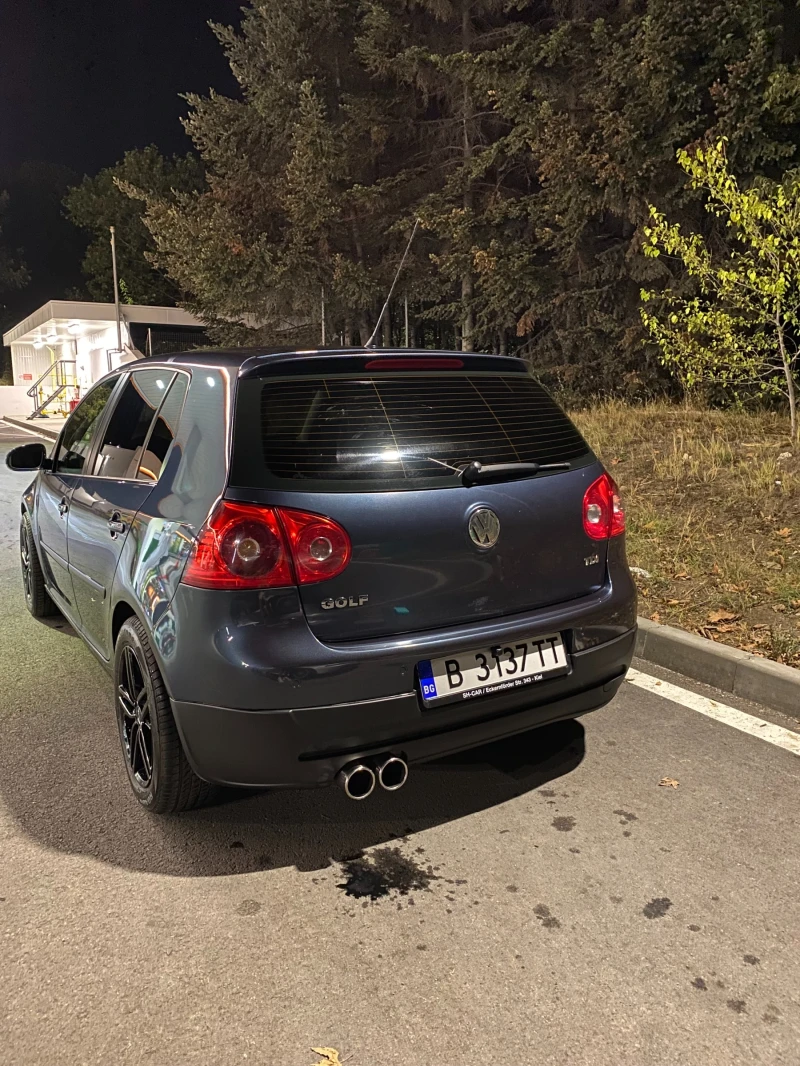 VW Golf 5, снимка 14 - Автомобили и джипове - 48393616