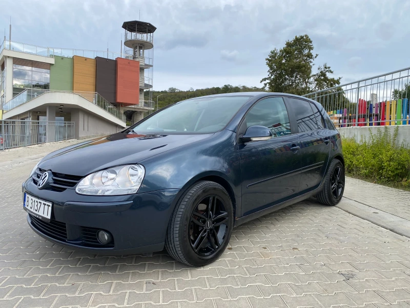 VW Golf 5, снимка 2 - Автомобили и джипове - 48393616