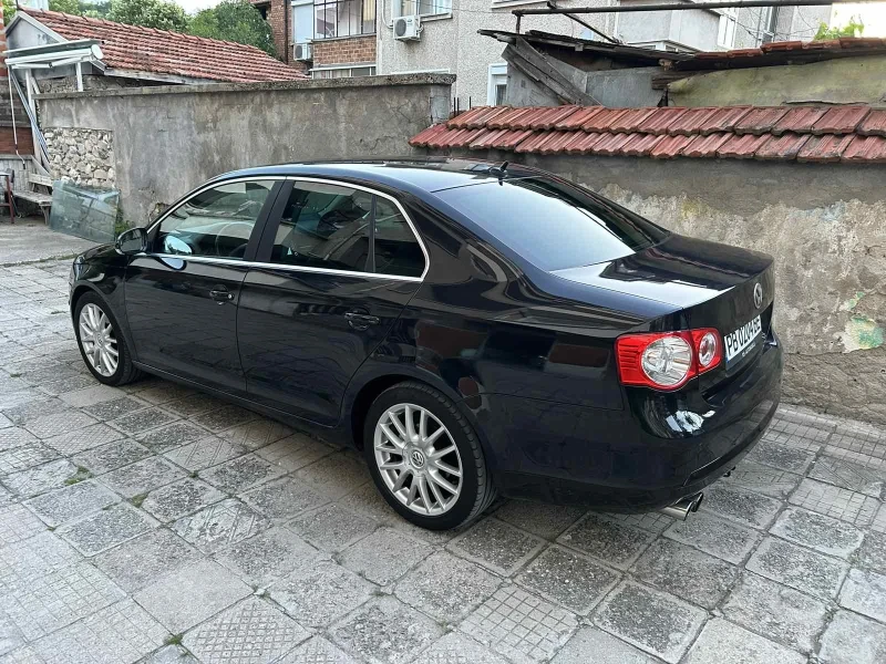 VW Jetta, снимка 3 - Автомобили и джипове - 48562133