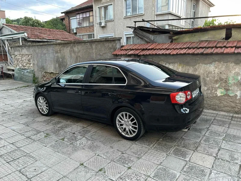 VW Jetta, снимка 5 - Автомобили и джипове - 48562133