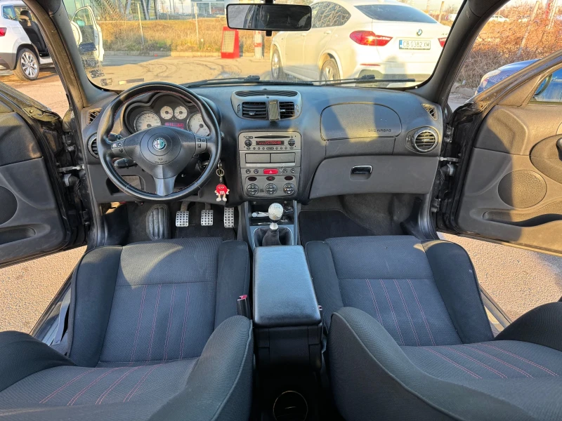 Alfa Romeo 147 1.9 Jtd, снимка 12 - Автомобили и джипове - 48578629