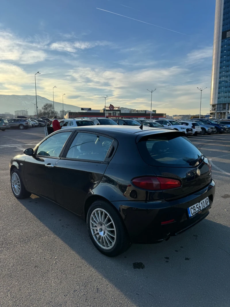 Alfa Romeo 147 1.9 Jtd, снимка 8 - Автомобили и джипове - 48578629