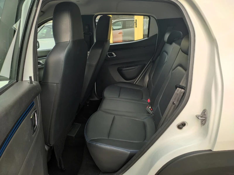 Dacia Spring Comfort Plus   , снимка 13 - Автомобили и джипове - 51354687