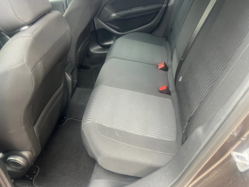 Peugeot 308 1.2 131к, снимка 12 - Автомобили и джипове - 50747180