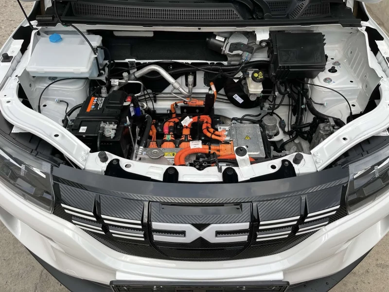 Dacia Spring  Extreme 65 kc CCS, снимка 15 - Автомобили и джипове - 52461681