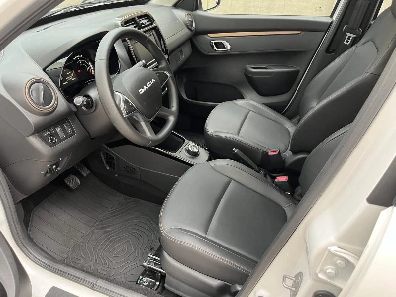 Dacia Spring  Extreme 65 kc CCS, снимка 12 - Автомобили и джипове - 52461681