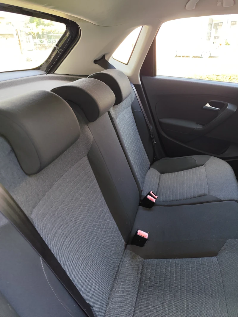 VW Polo, снимка 10 - Автомобили и джипове - 52031676