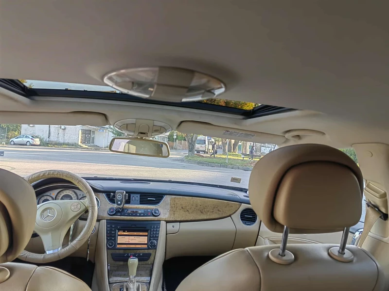 Mercedes-Benz 320, снимка 6 - Автомобили и джипове - 52842116