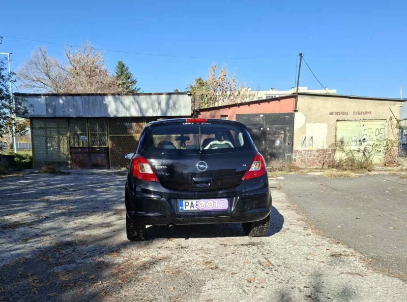 Opel Corsa, снимка 4 - Автомобили и джипове - 52893233