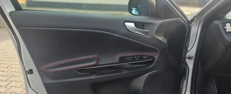 Alfa Romeo Giulietta, снимка 8 - Автомобили и джипове - 52447824