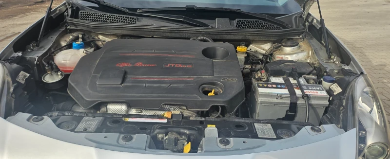 Alfa Romeo Giulietta, снимка 16 - Автомобили и джипове - 52447824