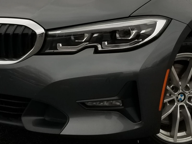 BMW 330 Xi* 2ключа* Digital* Blind Spot, снимка 5 - Автомобили и джипове - 52681564