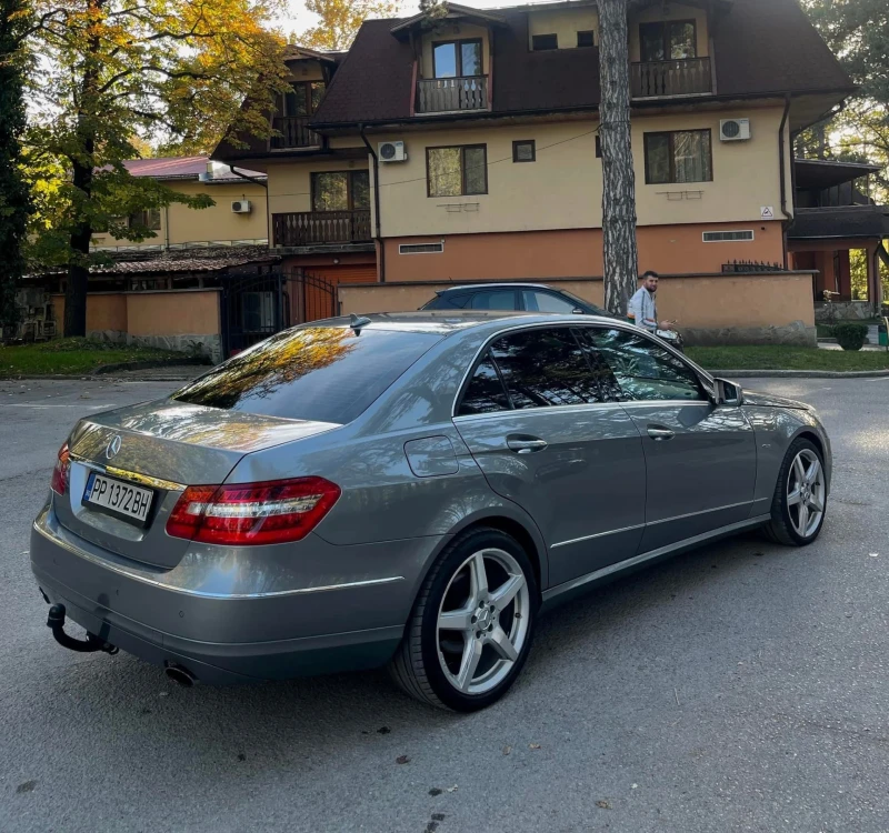 Mercedes-Benz E 350, снимка 4 - Автомобили и джипове - 52808484
