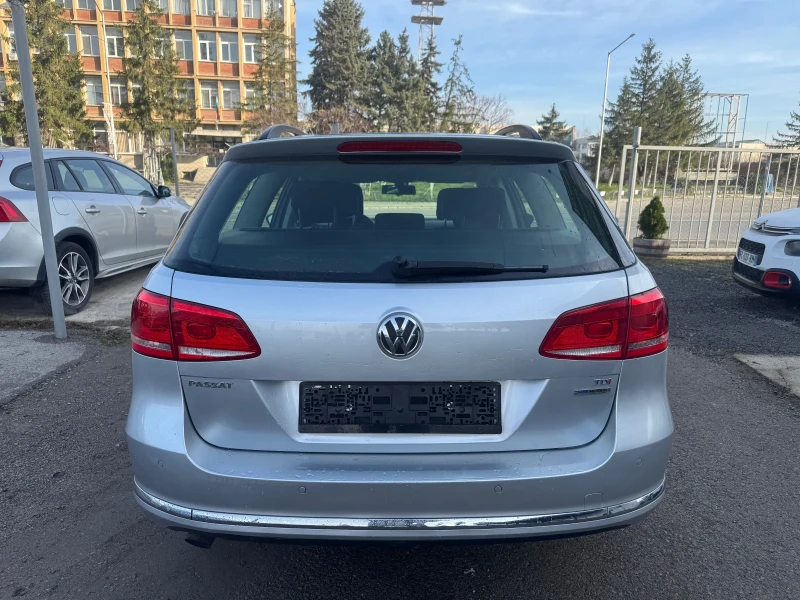 VW Passat, снимка 5 - Автомобили и джипове - 52838466