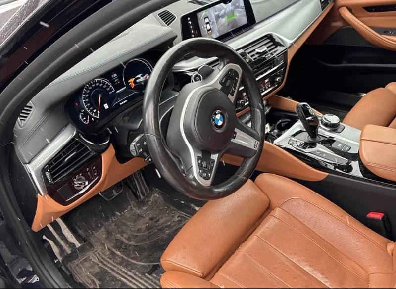 BMW 550 2018 M550i XDRIVE * БЕЗ ПЪРВОНАЧАЛНА ВНОСКА, снимка 7 - Автомобили и джипове - 52941625