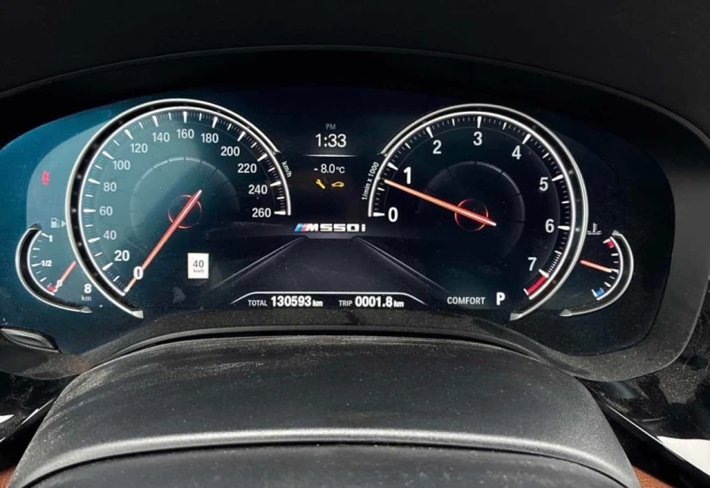 BMW 550 2018 M550i XDRIVE * БЕЗ ПЪРВОНАЧАЛНА ВНОСКА, снимка 8 - Автомобили и джипове - 52941625