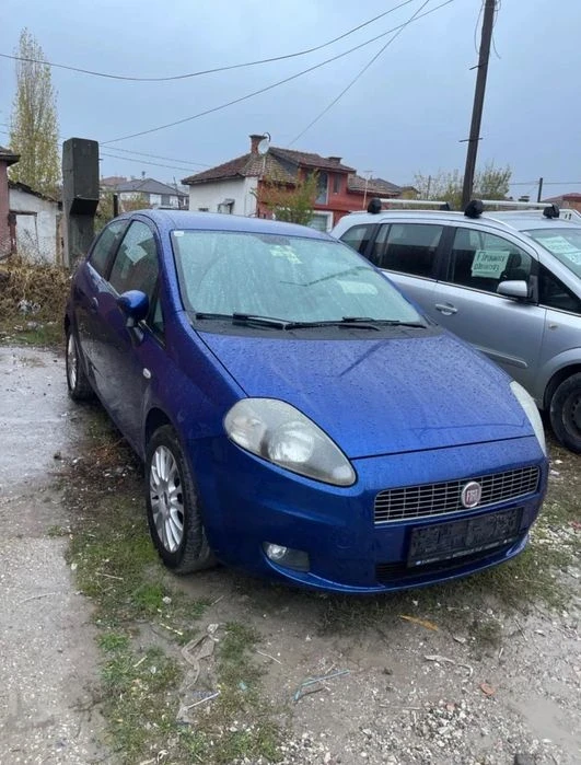 Fiat Punto, снимка 1 - Автомобили и джипове - 48450210