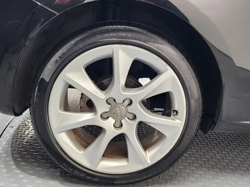 Audi A1 1.6 TDI, снимка 5 - Автомобили и джипове - 54125154