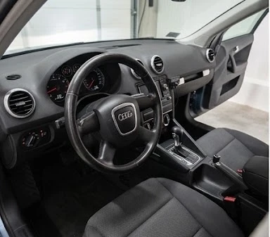 Audi A3 1.4 AVTOMAT, снимка 8 - Автомобили и джипове - 54654835