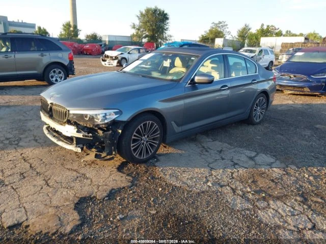 BMW 530 i * xDrive * CARFAX * ОПЦИЯ ЗА ФИНАНСИРАНЕ * , снимка 2 - Автомобили и джипове - 55845172