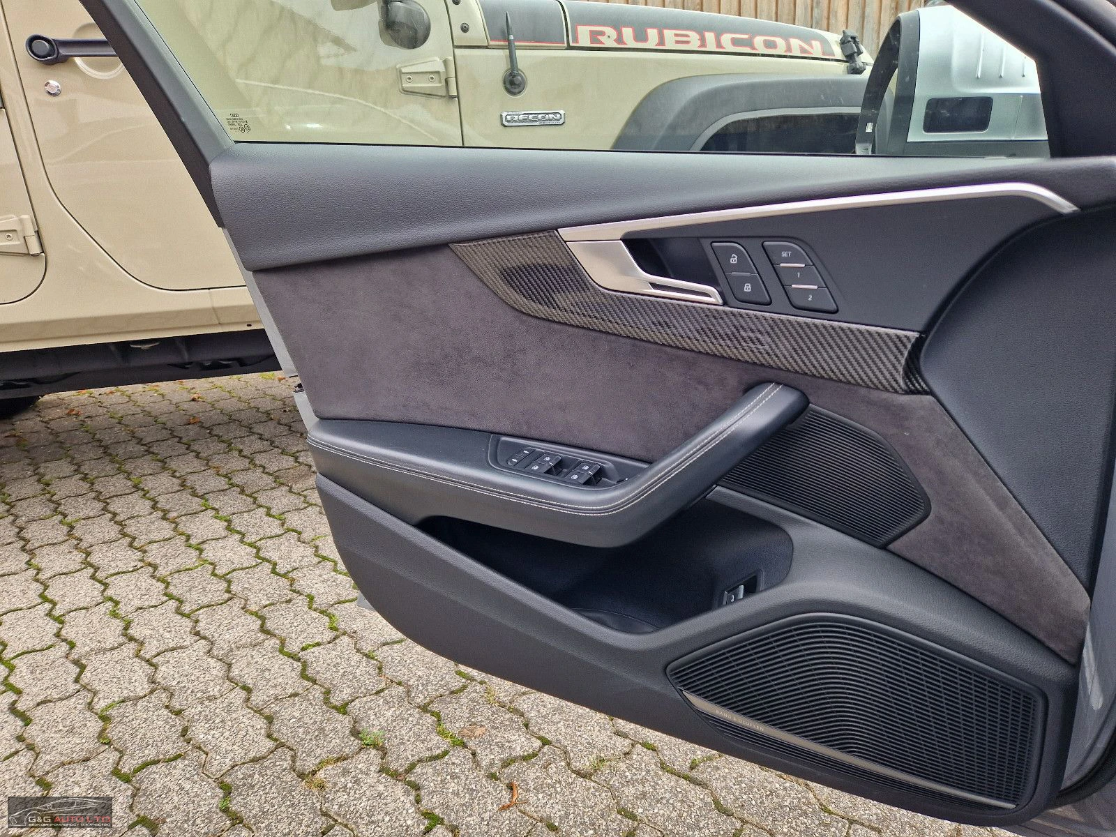 Audi Rs4 2.9TFSI/450HP/KERAMIC/NAVI/LED/CAM/KLESS/444v | Mobile.bg   14