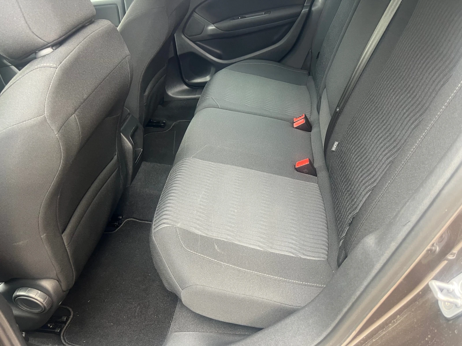 Peugeot 308 1.2 131к | Mobile.bg — изображение 12