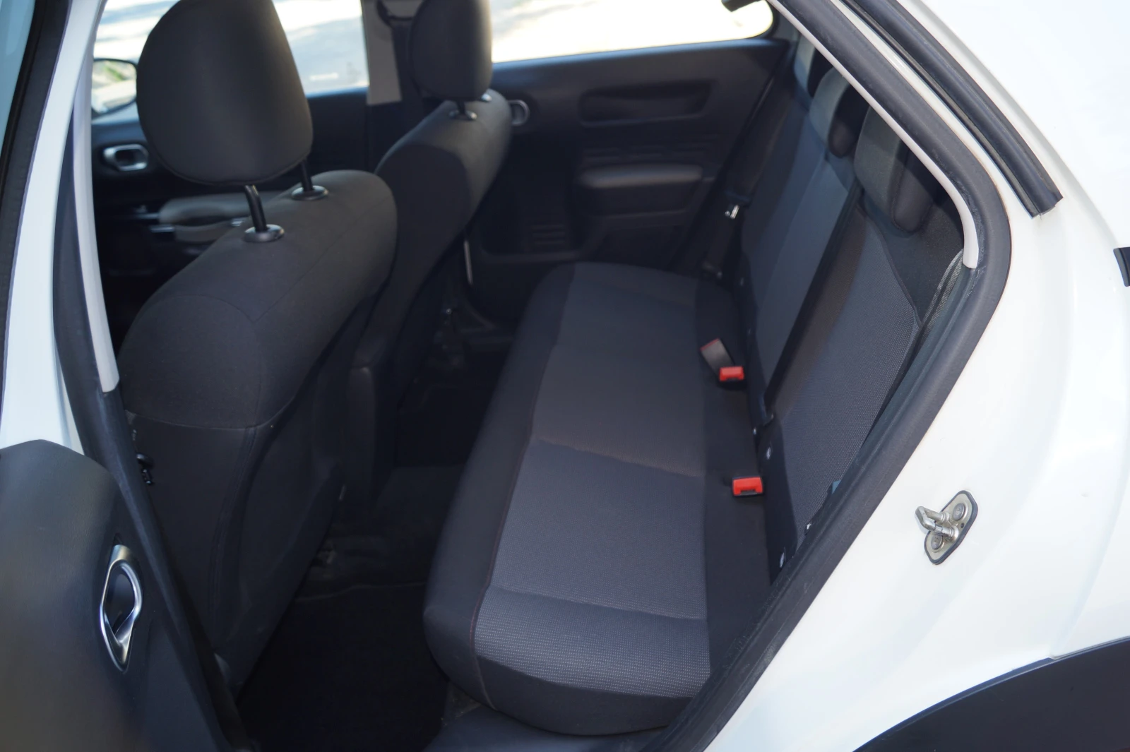Citroen C4 Cactus 1.5d - изображение 10