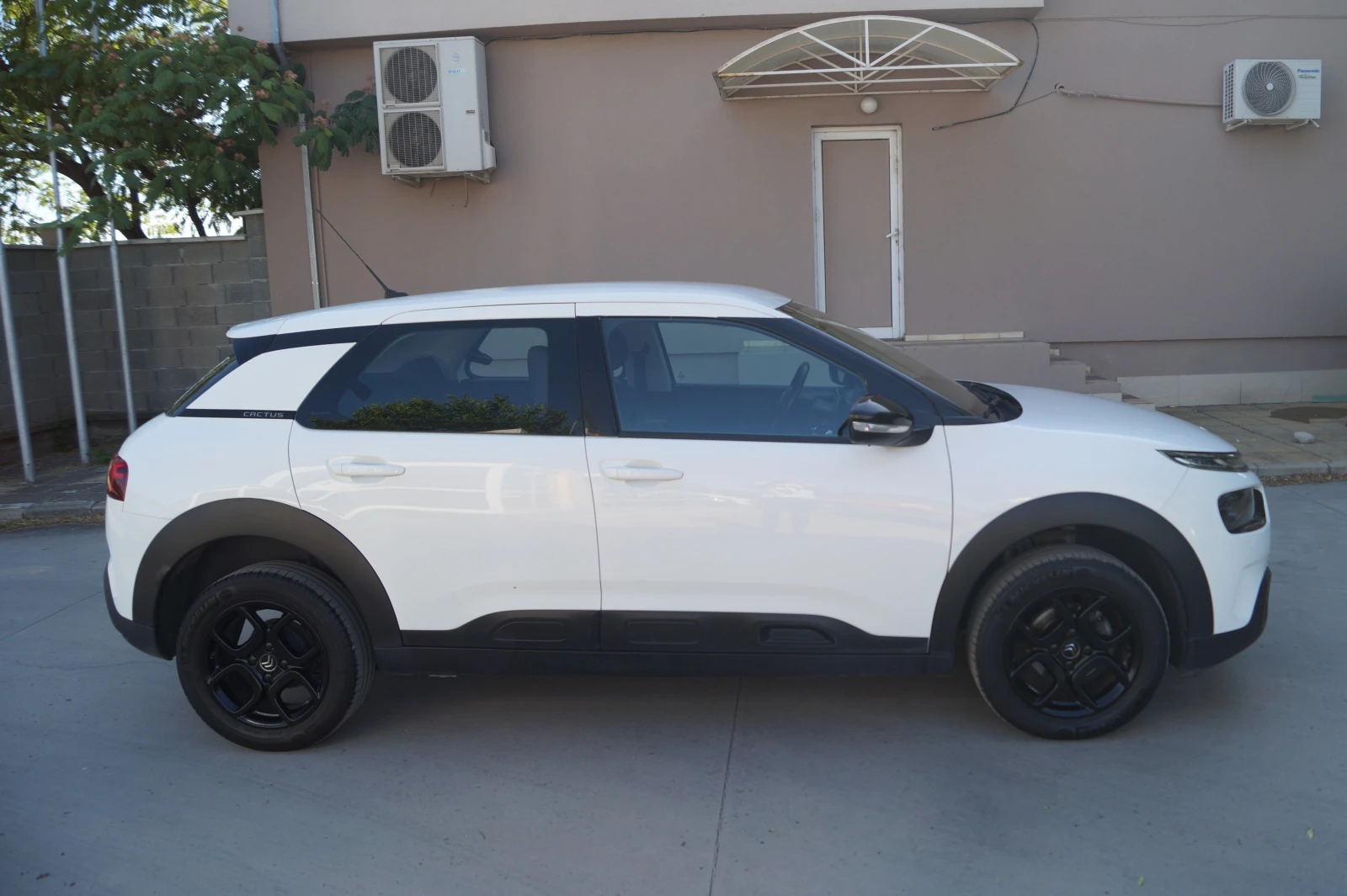 Citroen C4 Cactus 1.5d - изображение 4
