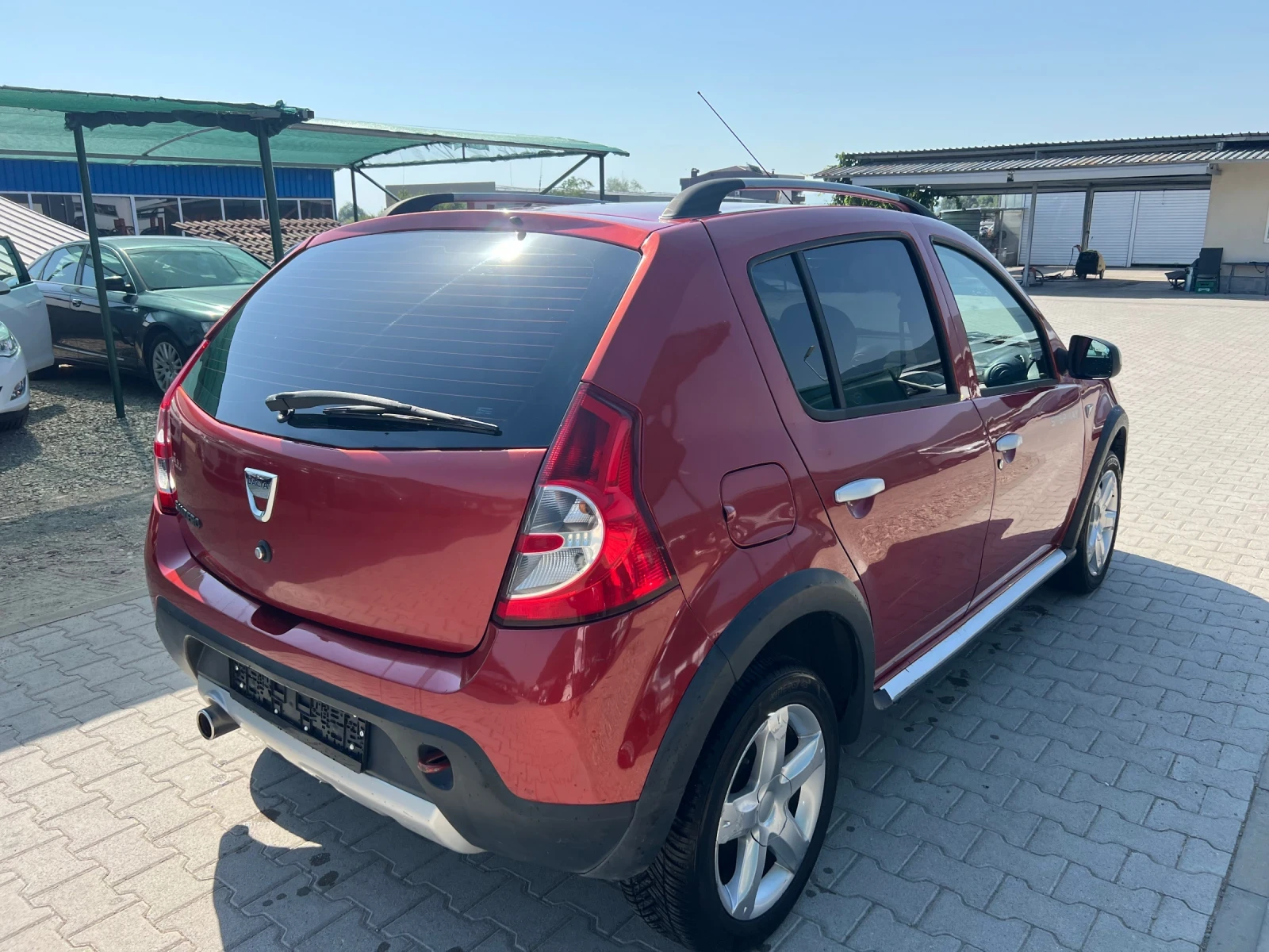 Dacia Sandero 1.6i GPL Лизинг - изображение 6